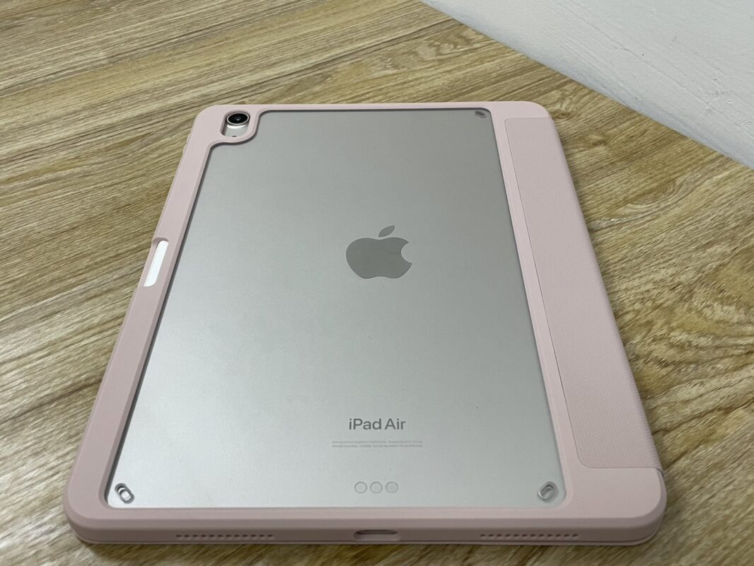 UNIQ 2024 Moven iPad 保護殼