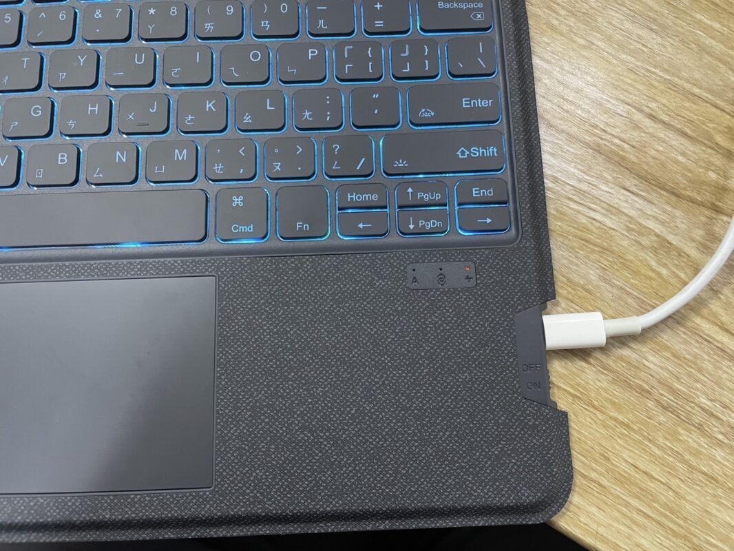 eiP Magnetix 防摔含觸控板藍牙無線鍵盤保護殼 – 快捷版