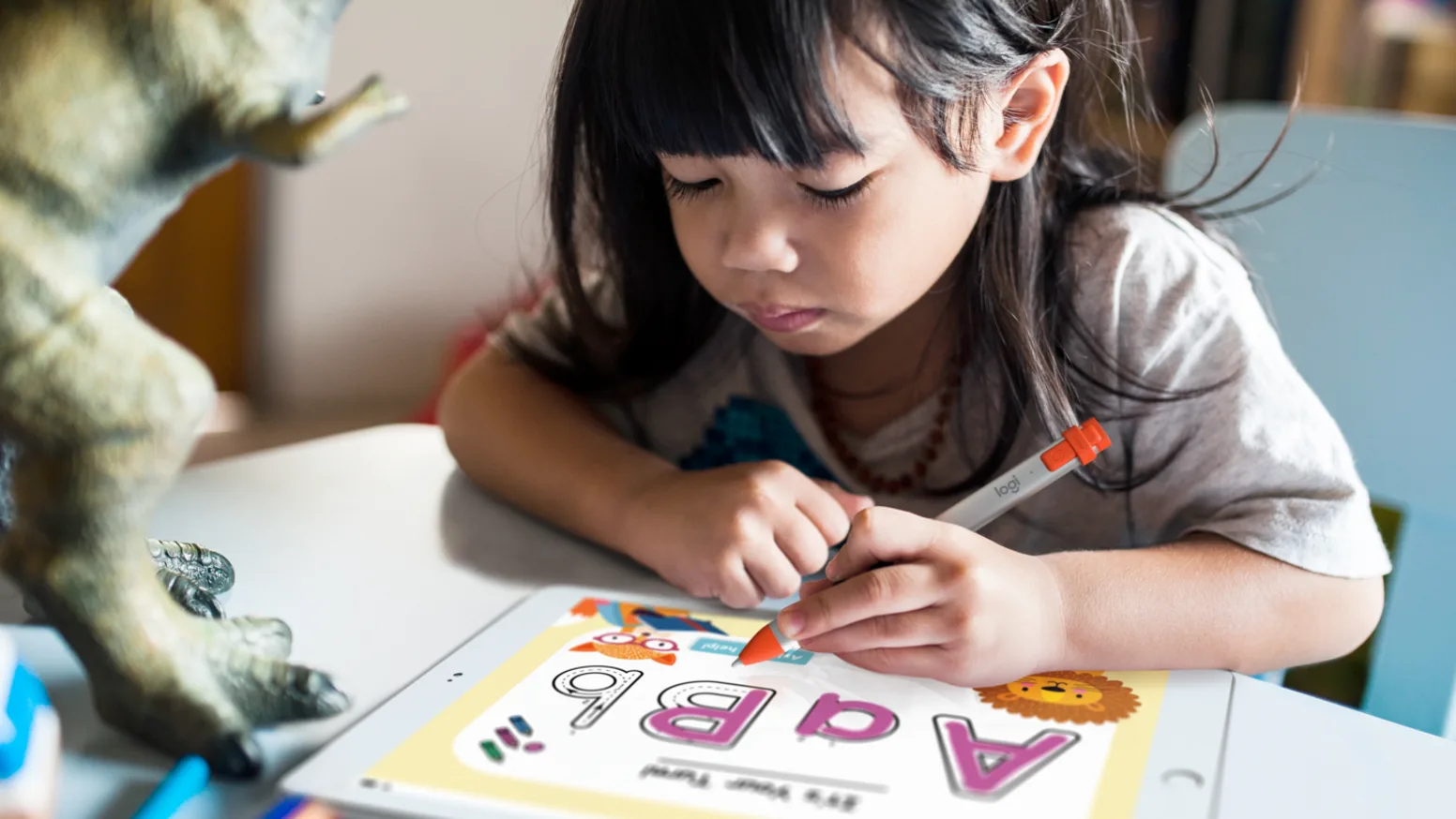 Logitech Crayon 2018 ~ 2026 年間的 iPad (不含 mini 7) iPad 多功能數位筆( 教育版 ), 橘
