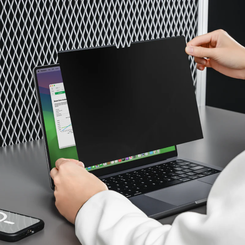 MAGEASY Guard Privacy MacBook Neo 13 吋 (2026,A18 Pro) 磁吸式防窺螢幕保護膜